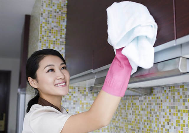 vệ sinh tủ bếp